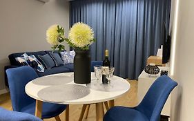 Family&Business Elegant Apartments Wspólna Centrum Downtown - 1 Bedroom, Terrace, Air Conditioning, Garage, NEW!